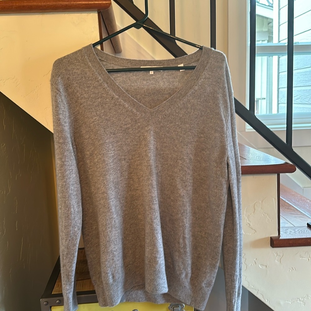 cashmere v neck sweater